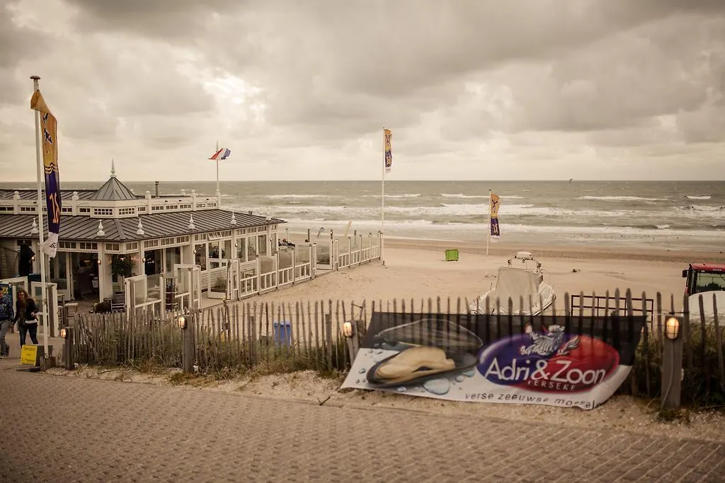 Apartment Seastar Zandvoort Holland